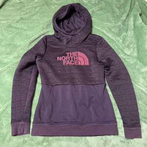 The North Face Women’s Purple Logo Pullover Hoodie Small